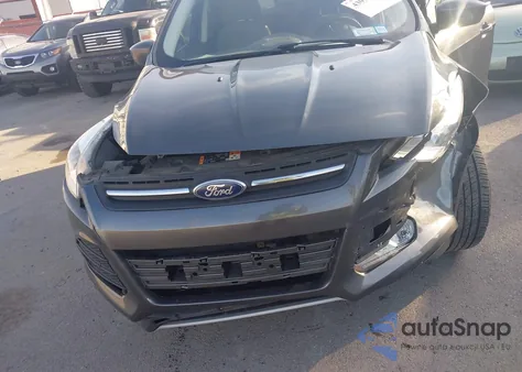 2015 Ford Escape Se z USA, uszkodzony, nr VIN 1FMCU0GX6FUC86857